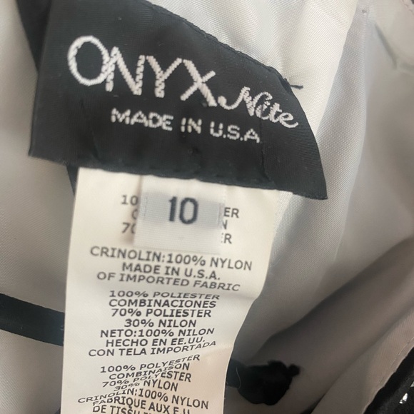 Onyx Nite Grad Dress - Picture 5 of 7